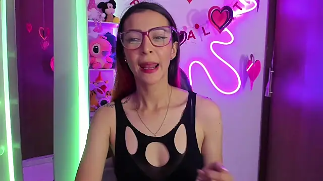 Amaranta e online show from September 2025 12:03:02 AM