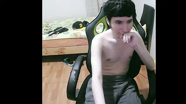 Twink martinboy online show from February 2025 11:33:02 PM