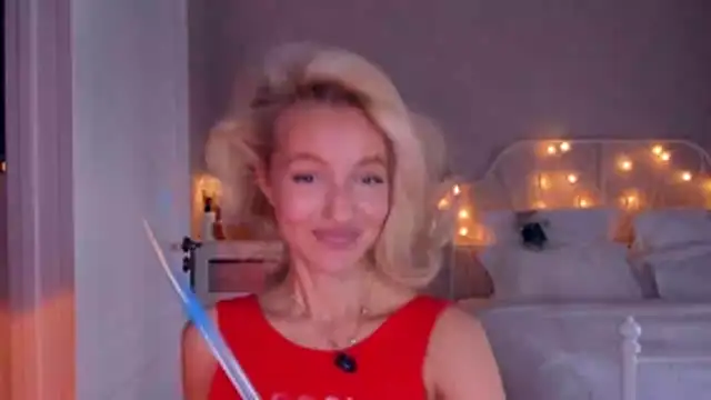 aestetick online show from April 2026 11:22:02 AM