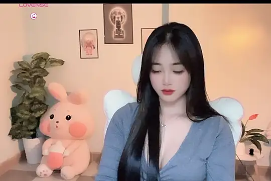  Aimy  online show from December 2025 07:53:02 PM