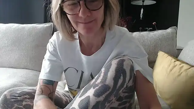 godinflower online show from September 2025 08:27:01 AM