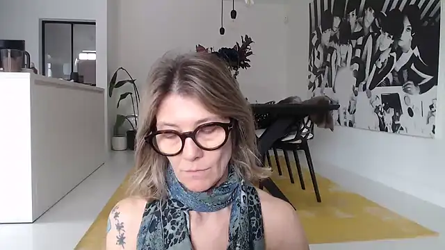 godinflower online show from April 2026 11:52:01 AM