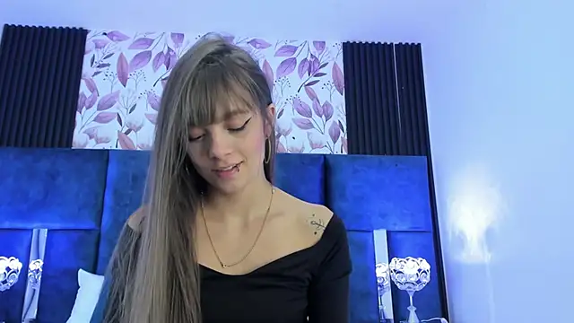 AmmyJones  online show from January 2025 06:45:01 PM