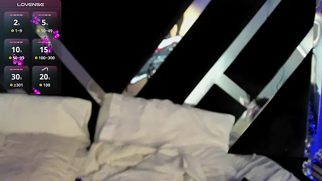 AmmyJones  online show from November 2025 07:46:01 PM