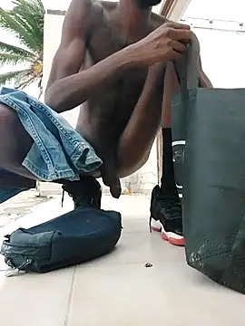 Papii97150 online show from October 2025 06:01:01 PM