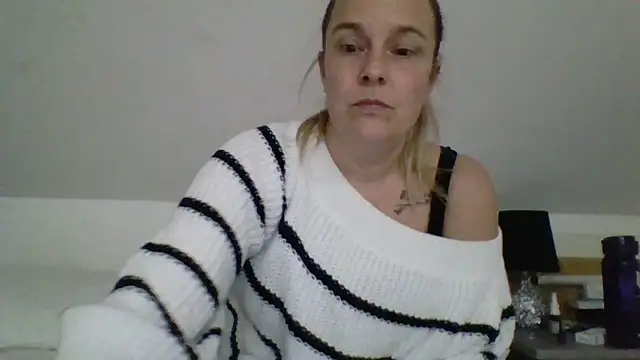 scrummymummy2 online show from March 2026 10:15:01 PM