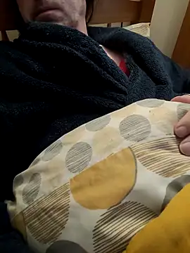 JulianJ50 online show from December 2025 08:52:02 AM