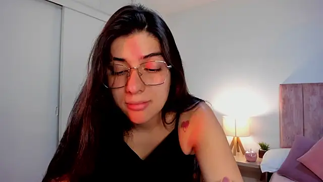 dakotaa   online show from March 2025 04:35:02 PM