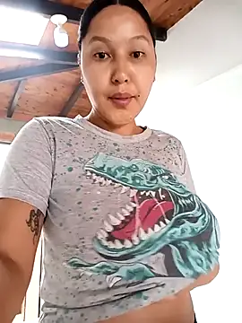 SamaraJay1 online show from April 2026 01:51:02 PM