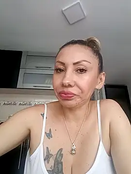 coral smitth online show from January 2025 09:16:01 PM