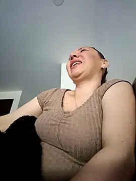 coral smitth online show from November 2025 03:08:02 PM