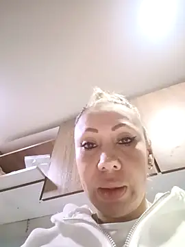 coral smitth online show from February 2026 08:49:01 PM