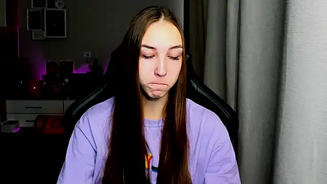 Sm0ly online show from October 2025 02:06:01 AM