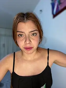 Cloew Marz online show from January 2025 10:25:02 PM