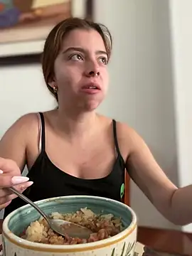 Cloew Marz online show from January 2025 05:41:01 PM