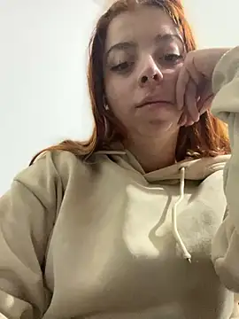 Cloew Marz online show from March 2025 12:04:02 AM