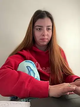 Cloew Marz online show from September 2025 04:17:01 PM