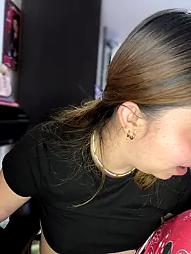 Cloew Marz online show from September 2025 06:11:02 PM