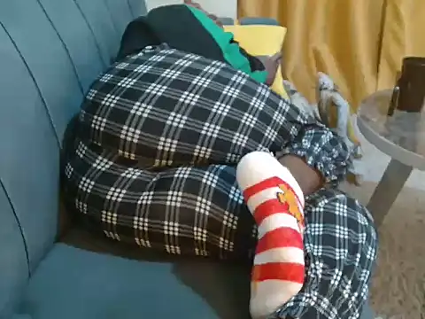 leslysexygirl online show from December 2025 05:13:01 AM