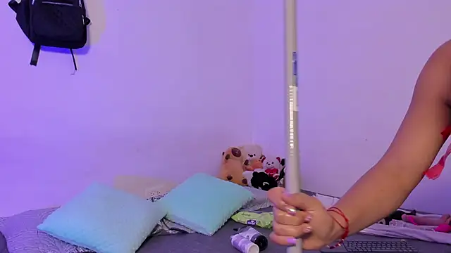 crystalvazquez online show from October 2025 11:55:02 AM