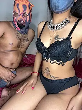 Snapshot of Suhu_love chatting on January 2025 07:07:02 PM Suhu love online show from January 2025 07:07:02 PM