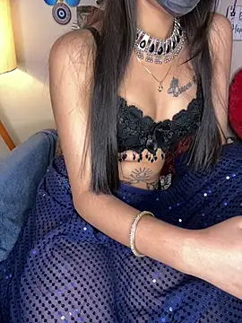 Snapshot of Suhu_love chatting on March 2025 06:16:01 PM Suhu love online show from March 2025 06:16:01 PM