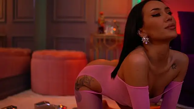 Demi Cruz online show from March 2025 05:39:01 AM