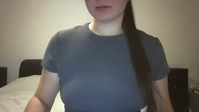 Snapshot of VanesaJewelz chatting on December 2024 04:47:02 PM VanesaJewelz online show from December 2024 04:47:02 PM