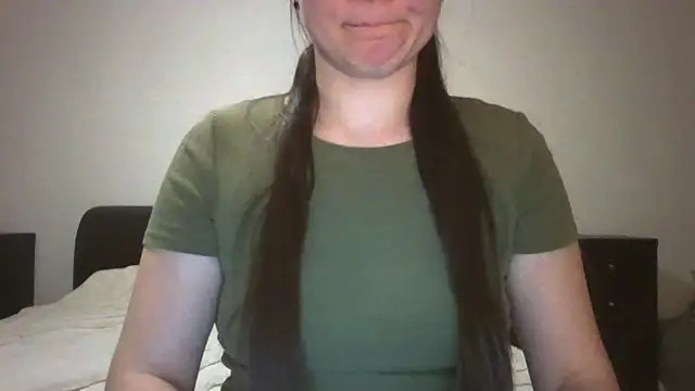 Snapshot of VanesaJewelz chatting on February 2025 05:39:02 PM VanesaJewelz online show from February 2025 05:39:02 PM