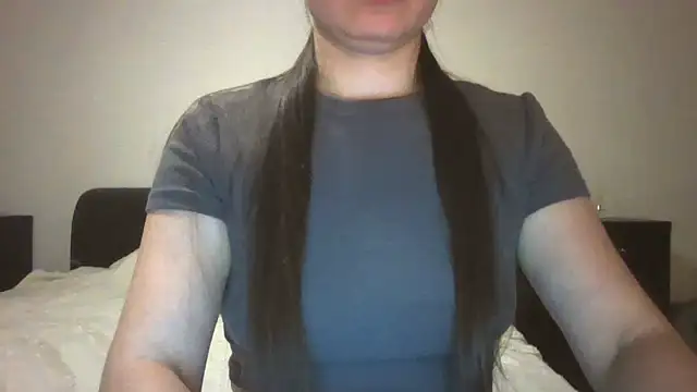 Snapshot of VanesaJewelz chatting on February 2025 08:54:02 PM VanesaJewelz online show from February 2025 08:54:02 PM