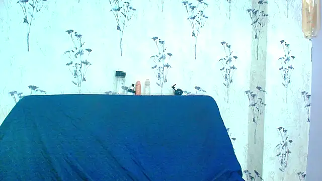 Mia candy 0 online show from March 2025 03:18:02 PM