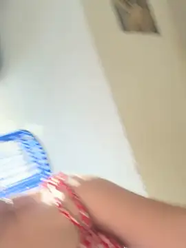 Mia foxx  online show from November 2025 09:02:01 PM