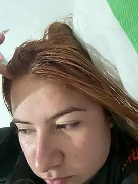 Mia foxx  online show from December 2025 12:30:01 AM