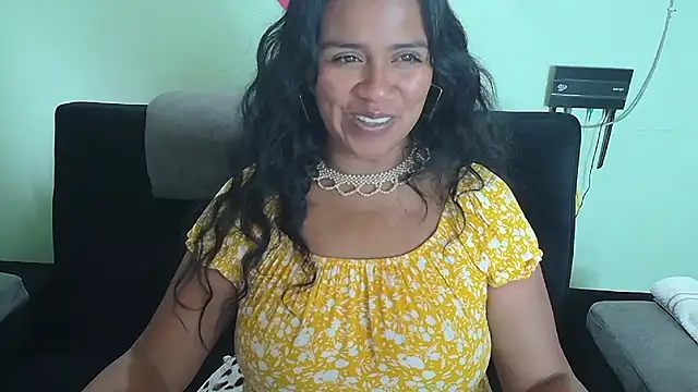 saggil23 online show from February 2025 04:41:02 PM