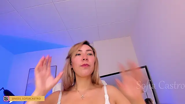 miss sofiaa online show from January 2025 02:47:02 PM