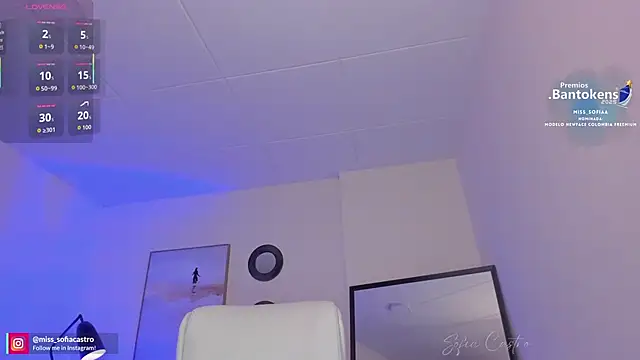 miss sofiaa online show from October 2025 01:23:01 PM