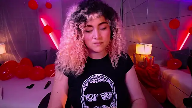 Kateryn  online show from February 2025 02:01:02 AM