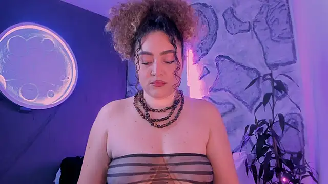 Kateryn  online show from June 2026 09:51:02 PM