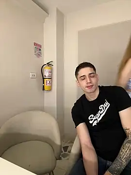 Snapshot of samantha_kevin chatting on October 2025 04:32:02 AM samantha kevin online show from October 2025 04:32:02 AM