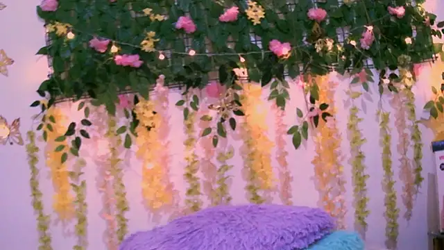 Crysrus online show from February 2025 03:24:01 AM