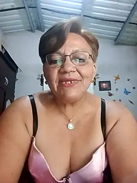 Madrastrahot69 online show from October 2025 03:47:02 AM