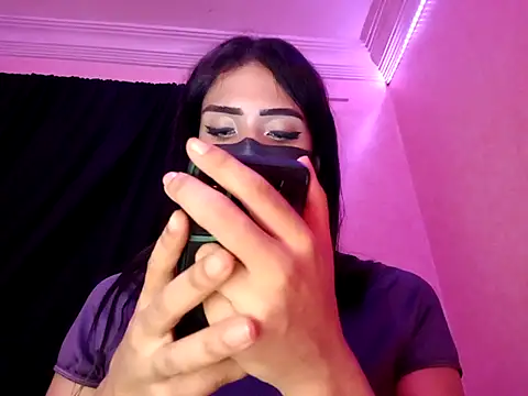 ---sophia--- online show from October 2025 09:01:01 PM