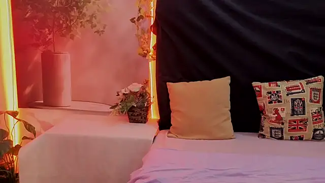 sexybaby22111 online show from March 2025 12:59:01 AM