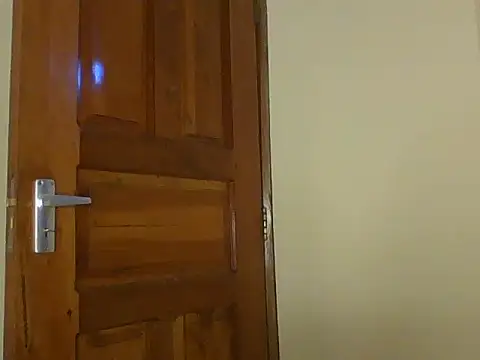 Apple bitch online show from February 2026 04:52:01 AM