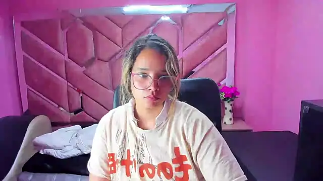 Olivia Fox69 online show from January 2025 07:00:01 AM