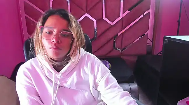 Olivia Fox69 online show from February 2025 04:57:01 AM