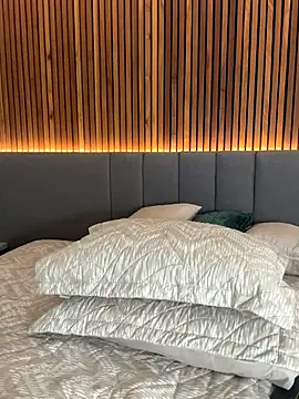 EmiilyAdams  online show from November 2025 10:09:02 PM