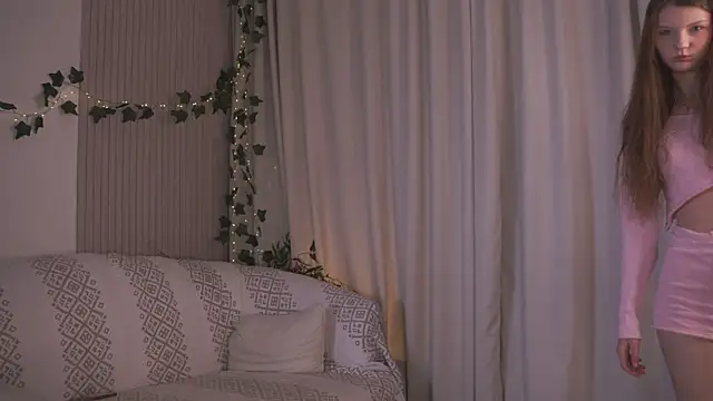 CindyGarrison online show from October 2025 01:11:01 AM