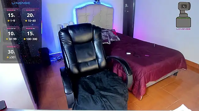 vampirellaa crazy  online show from March 2025 01:58:02 AM