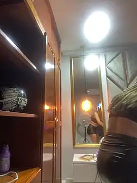 Snapshot of Emma-Conti chatting on March 2025 12:56:02 PM Emma-Conti online show from March 2025 12:56:02 PM